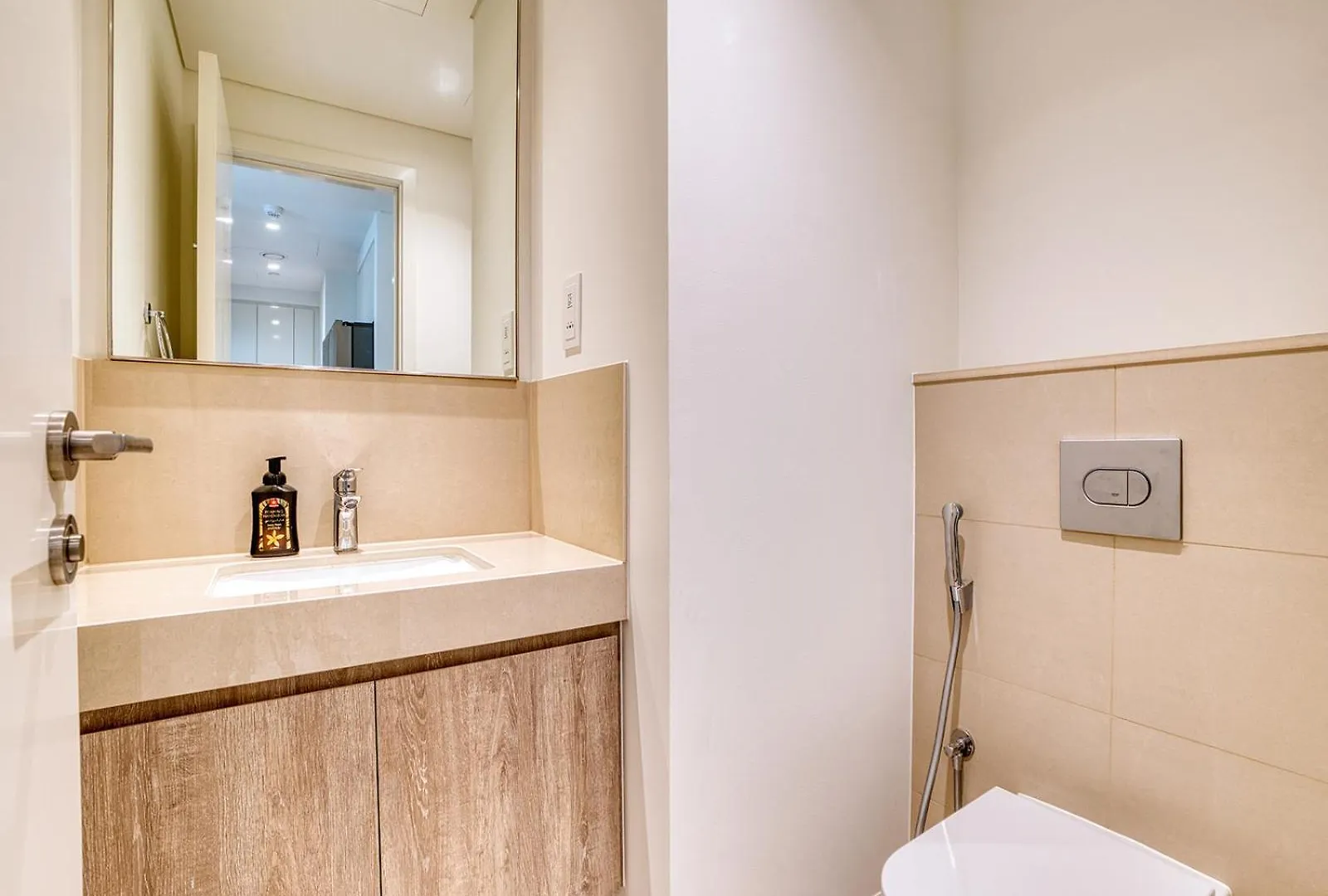 Stunning 2Br With Burj Khalifa View Swimming Pool & Downtown Views - 3007 Apartment Dubai